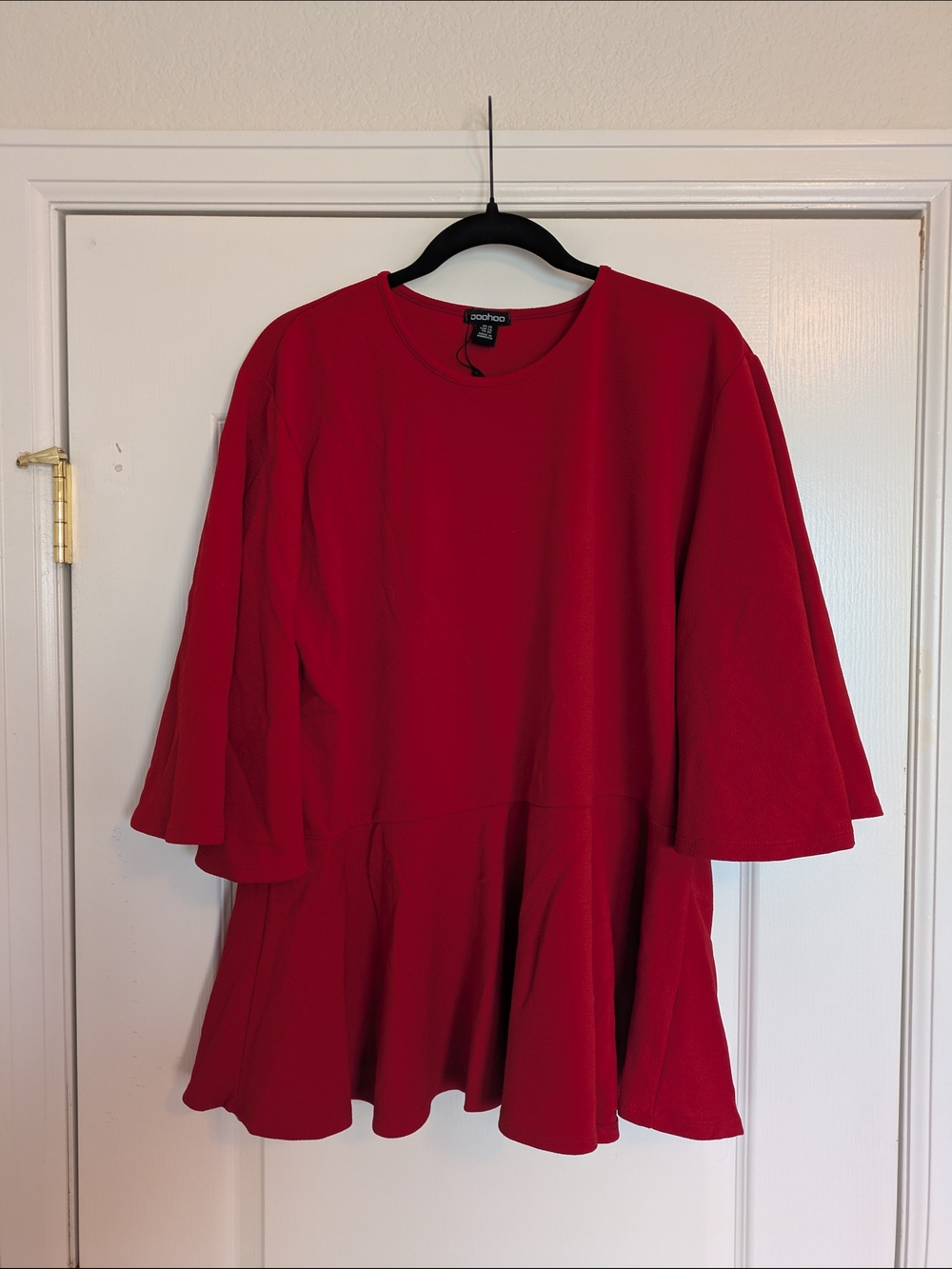Zoe+Chloe Red Peplum Bell-Sleeve Top